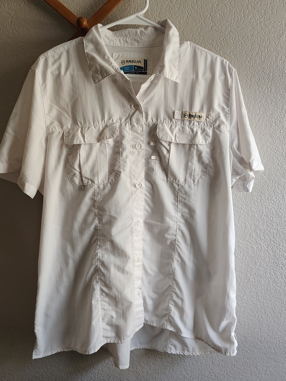 Magellan Outdoors Men’s Short-Sleeve White Performance Fishing Shirt